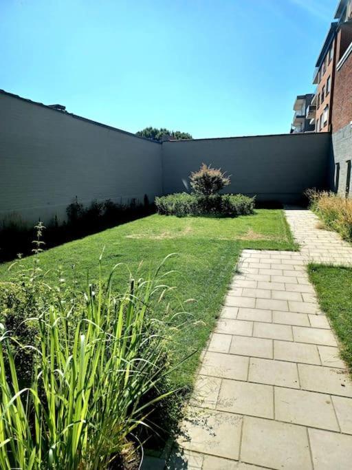 Appartamento The Banker Antwerpen - Free Parking Esterno foto